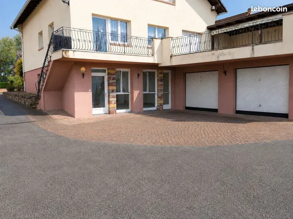 Appartement T3 de 84 m² avec garage et stationnements - Bitschhoffen