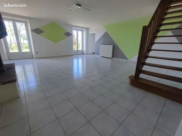 Belle maison avec terrain et garage