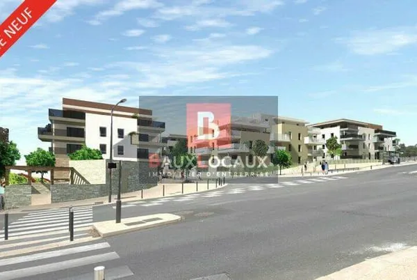 Local commercial 121 m²