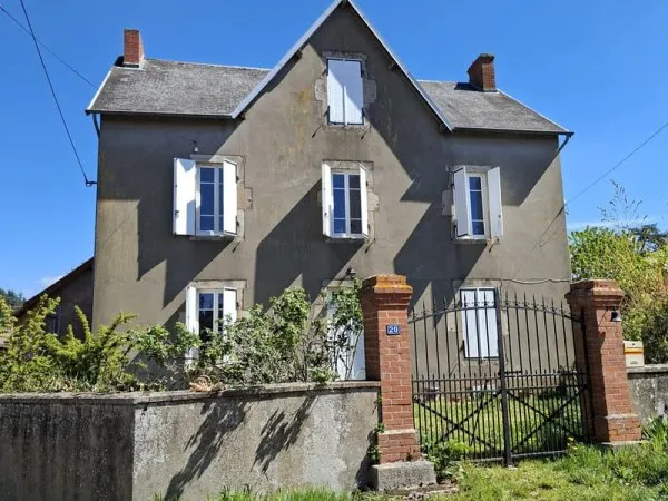 Magnifique maison de maître 165 m2 habitables Dépendance