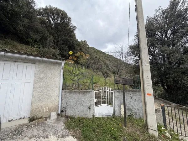 TERRAIN 1 GARAGE - CASTELLARE DI MERCURIO