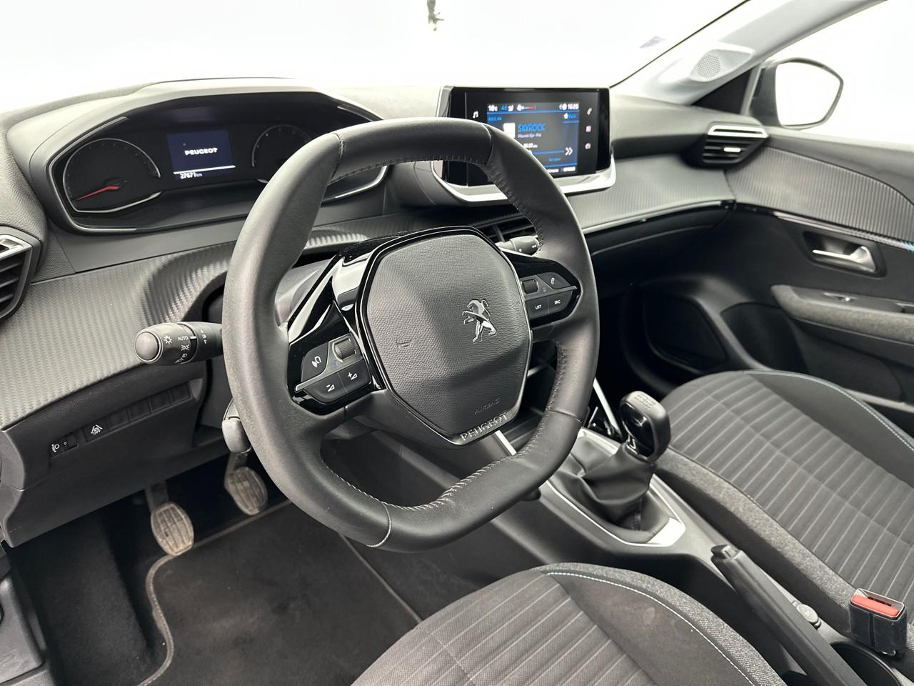 Peugeot 208 puretech 75 s&s bvm5 style — photo 8