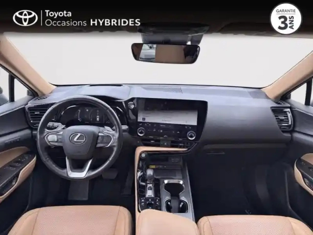 Lexus Nx 450h+ executive 4wd — photo 8