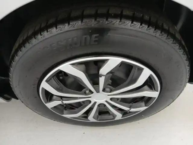 Renault Clio 1.0 tce 90ch equilibre — photo 10