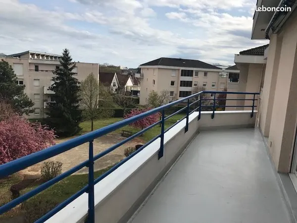 Beau T2 avec balcon