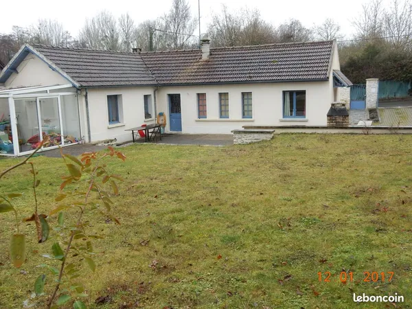 Maison indépendante. 2 chambres. Jardin 3 pl. Parking