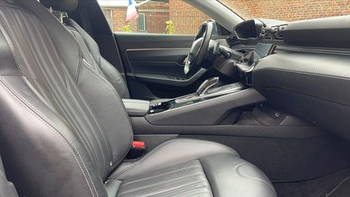 Peugeot 508 2.0 BlueHDi 160 EAT8 - Allure Business – 2018 – 110651 km – Diesel – Boîte Automatique — photo 17