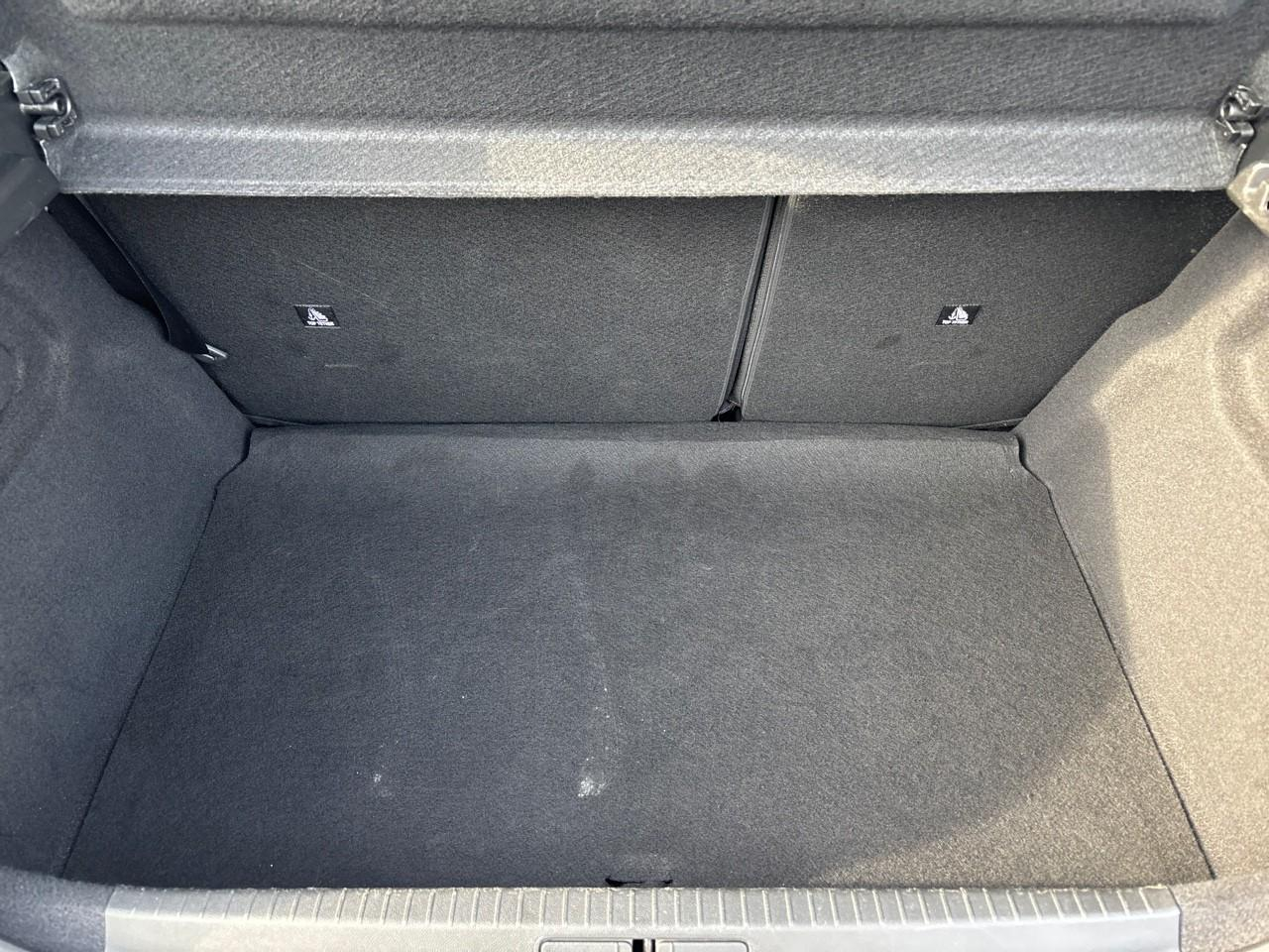 Peugeot 208 1.2 hybrid 110ch allure e-dcs6 — photo 6