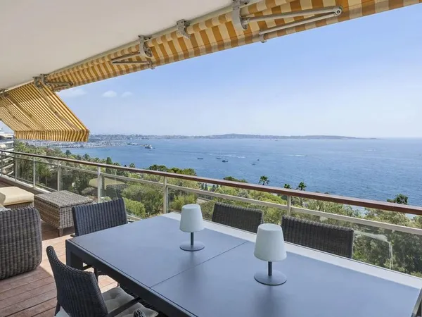 Appartement 4 pièces 107 m²