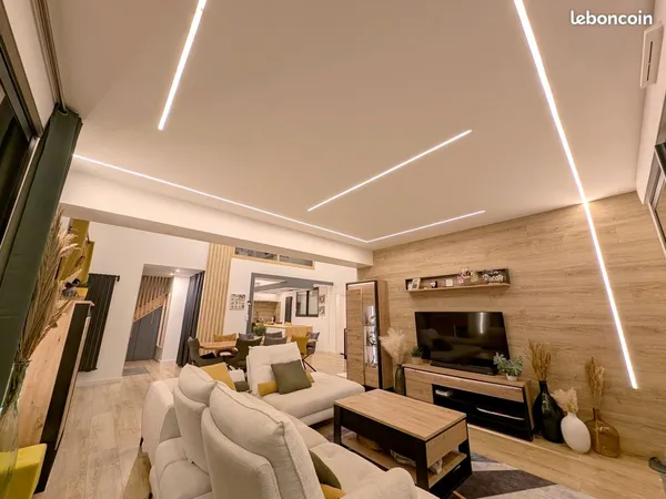 Maison moderne entierement renovee 190 m²