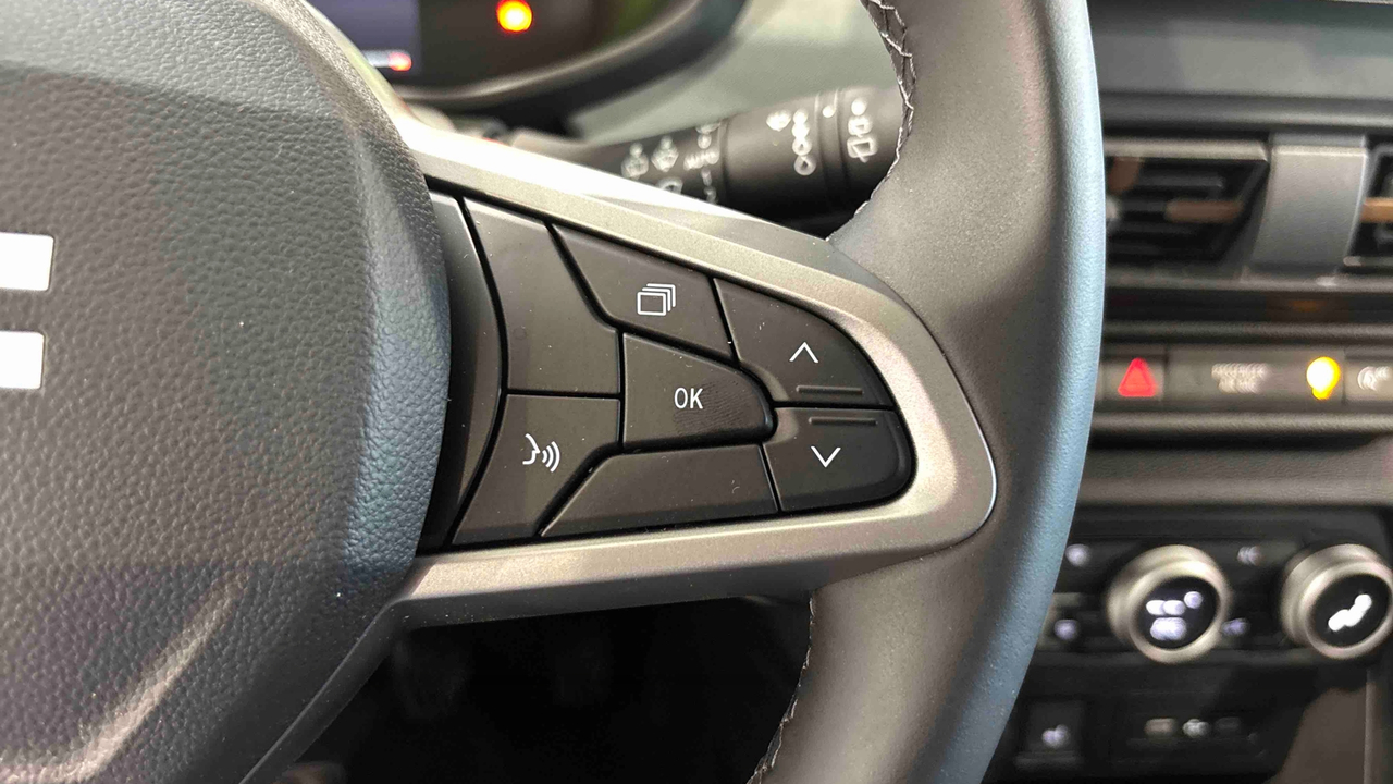 Dacia Jogger TCe 110 7 pl — photo 17