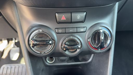 Peugeot 2008 1.5 BlueHDi 100 - Allure – 2019 – 132342 km – Diesel – Boîte Manuelle — photo 12