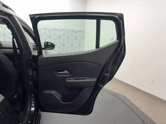 Dacia Sandero eco-g 100 gsr2 — photo 30