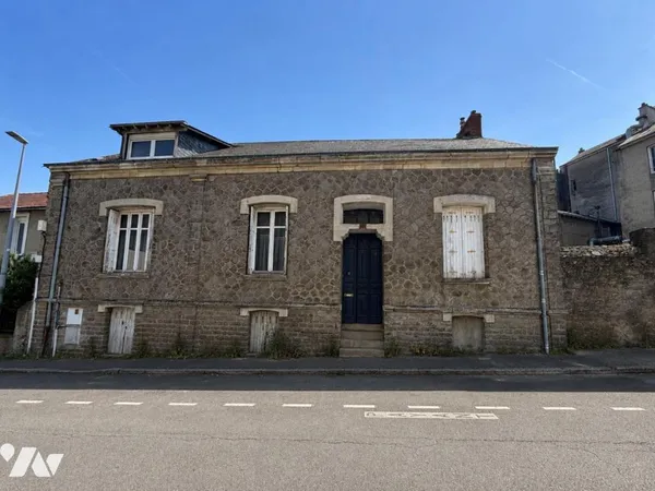 Maison 6 pièces 250 m²