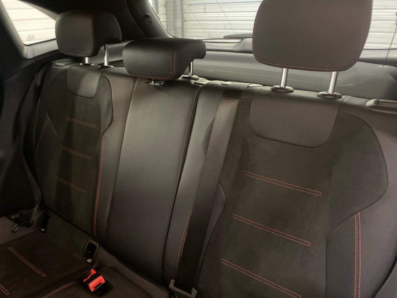 Mercedes Gla 200 d 8g-dct amg line — photo 13
