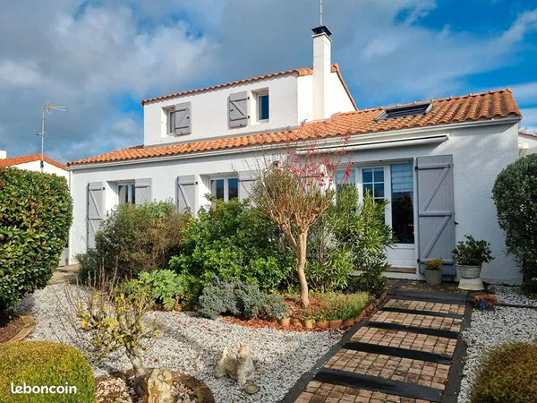 Maison 5 pièces 145 m²
