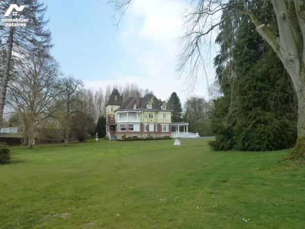 Maison 9 pièces 450 m²