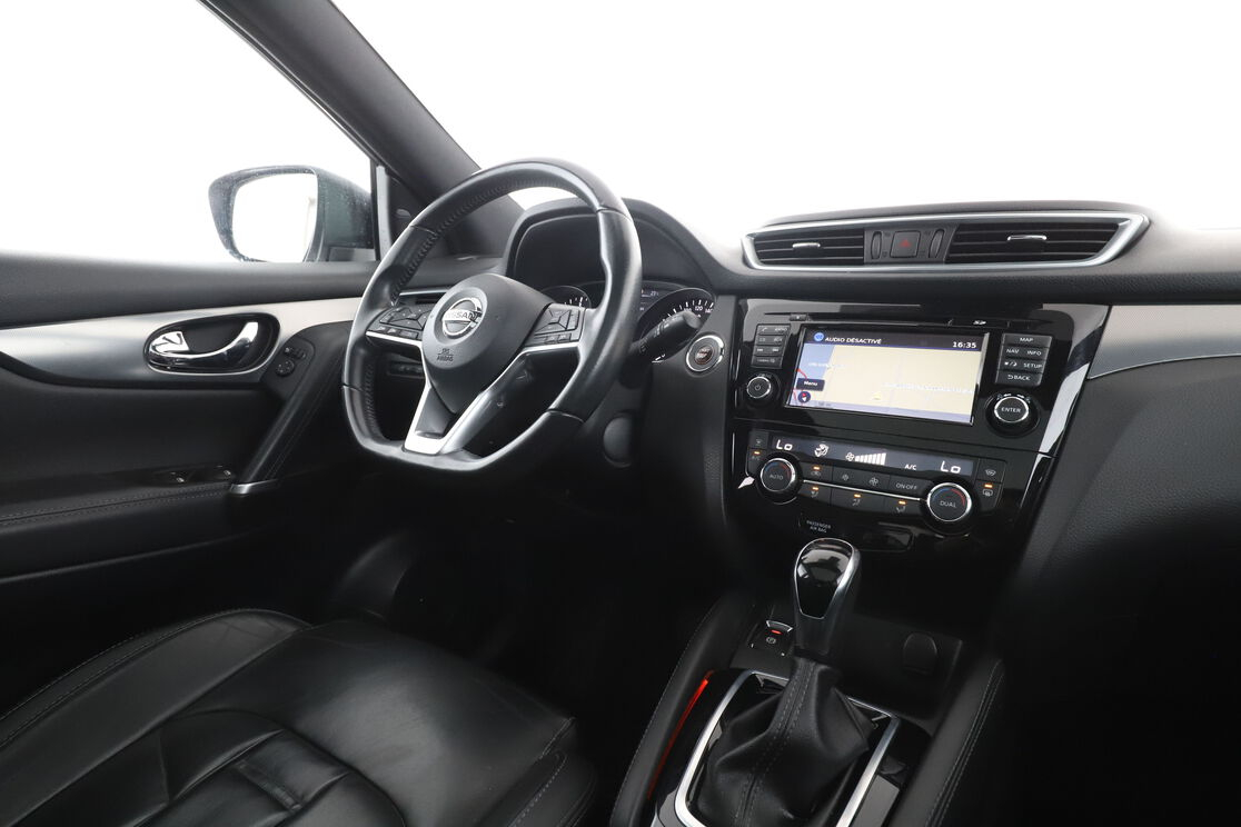 Nissan Qashqai 1.6 dCi Tekna+ Xtronic — photo 12