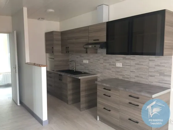 THIZY LES BOURGS- APPARTEMENT DUPLEX 82.28 M2