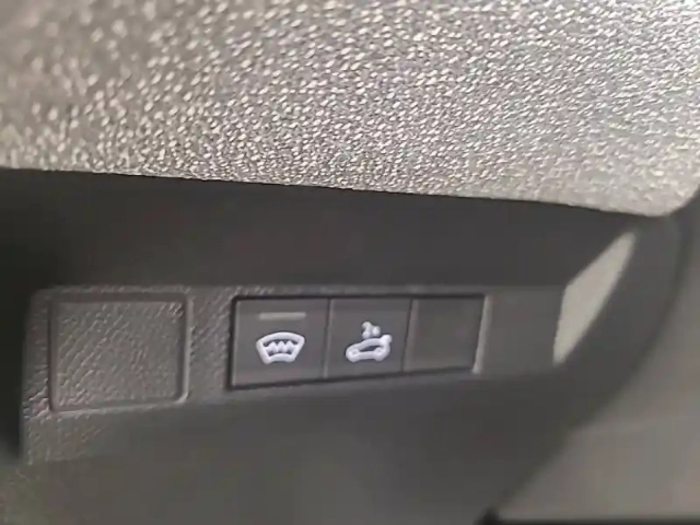 Citroën C5 Aircross hybride 145 ch e-dcs6 — photo 21