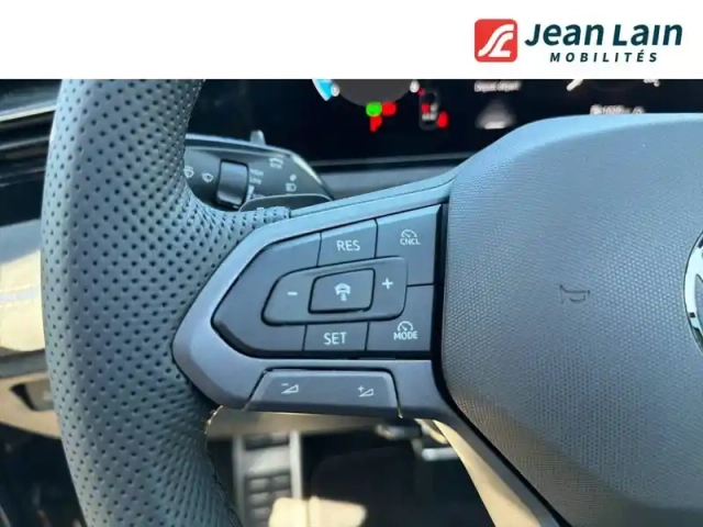 Volkswagen Tiguan 2.0 tdi 150ch dsg7 — photo 12