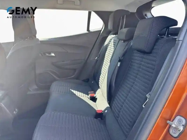 Peugeot 2008 electrique 136 ch — photo 10