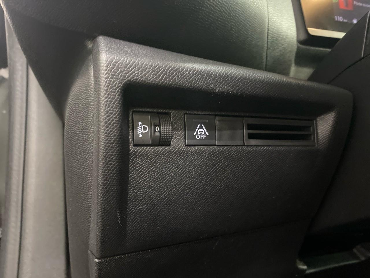 Citroën C4 puretech 100 s&s bvm6 feel — photo 23