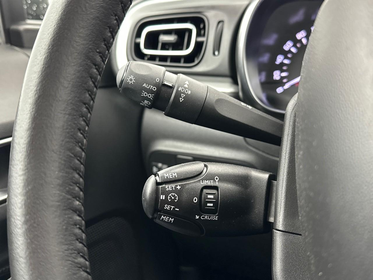 Citroën C3 puretech 83 s&s bvm5 shine pack — photo 19
