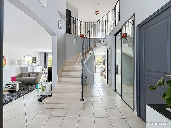 Maison 6 pièces 188 m²