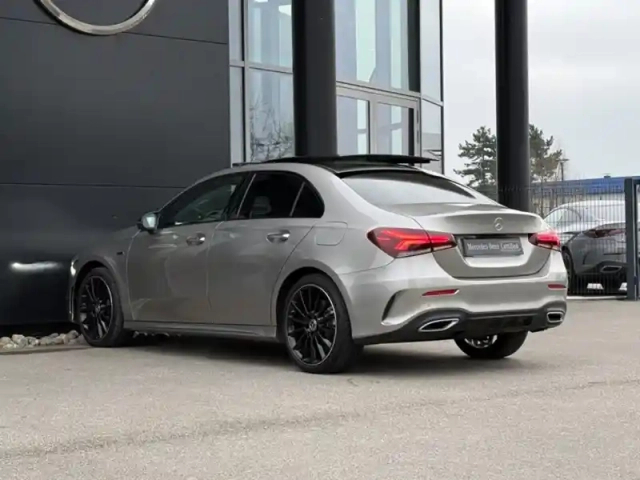 Mercedes Classe A 250 e berline amg line — photo 5