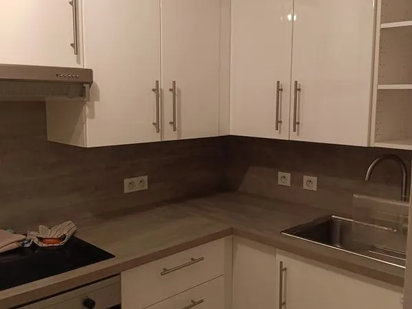 Studio propre et bien entretenu à louer