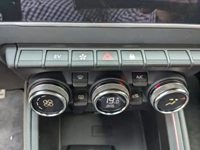 Renault Clio 1.6 e-tech hybride 145ch rs line — photo 16