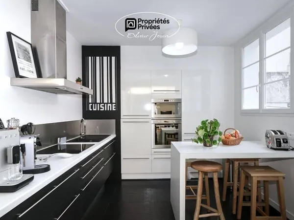 Maison 8 pièces 179 m²