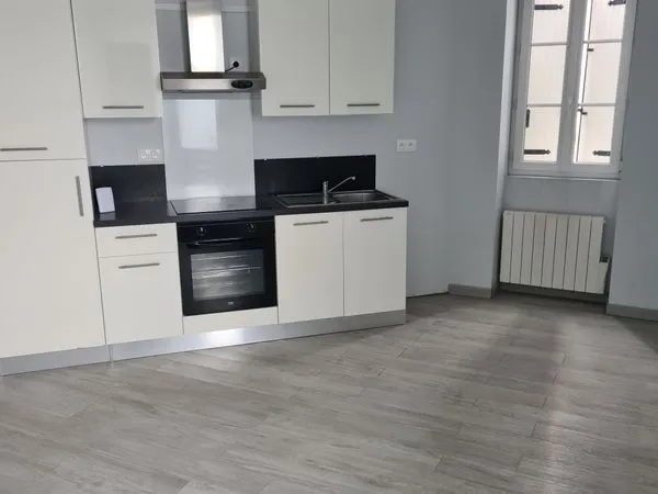 Appartement à louer centre ville 54M2 ROUILLAC