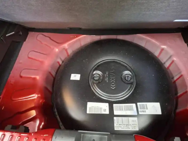 Dacia Sandero eco-g 100 - 22 — photo 25