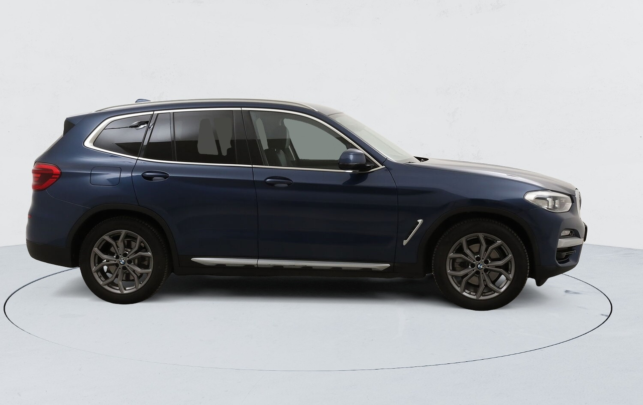 BMW X3 — photo 7