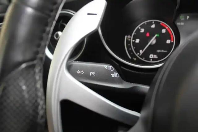 Alfa Romeo Stelvio 2.2 190 ch q4 at8 — photo 48