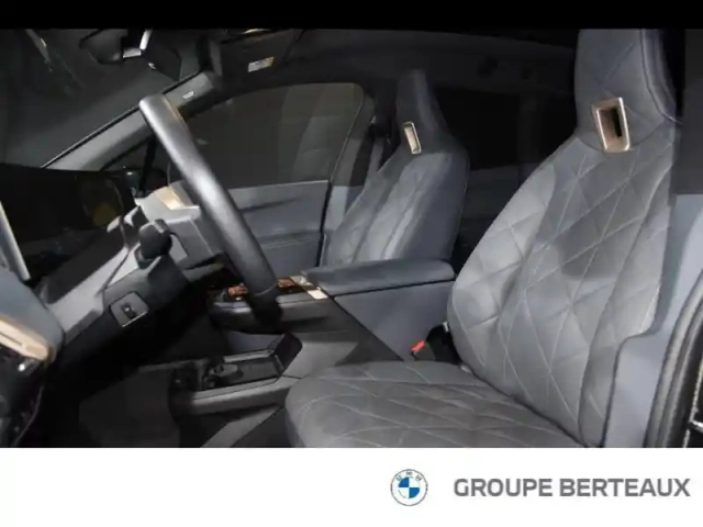 Bmw Ix m60 619ch — photo 14