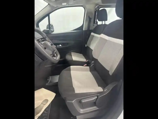 Citroën Berlingo taille m - 1.5 bluehdi 100ch s&amp;s plus 5 places — photo 10