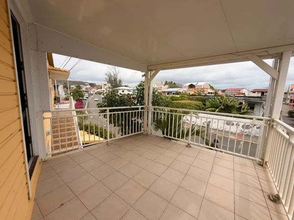 Ensemble immobilier 8 pièces 144 m²