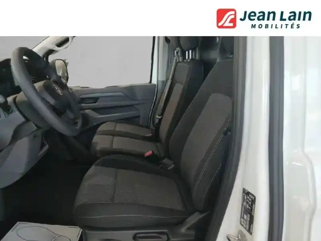 Volkswagen Transporter van l1h1 2.0 tdi 150 bva8 — photo 17