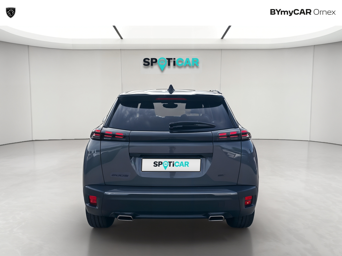 Peugeot 2008 PureTech 130 S&amp;S EAT8 — photo 4
