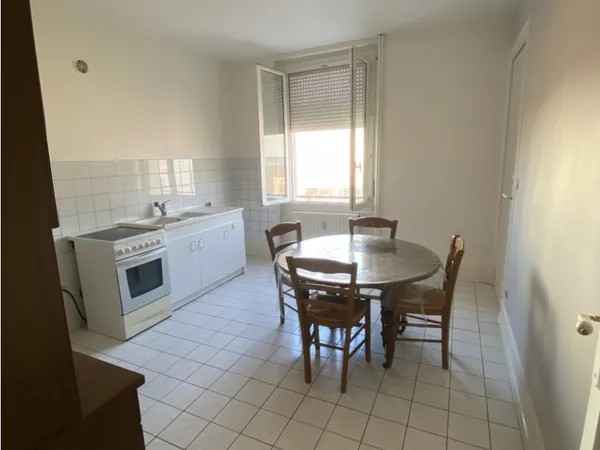 Appartement 3 pièces 76 m²