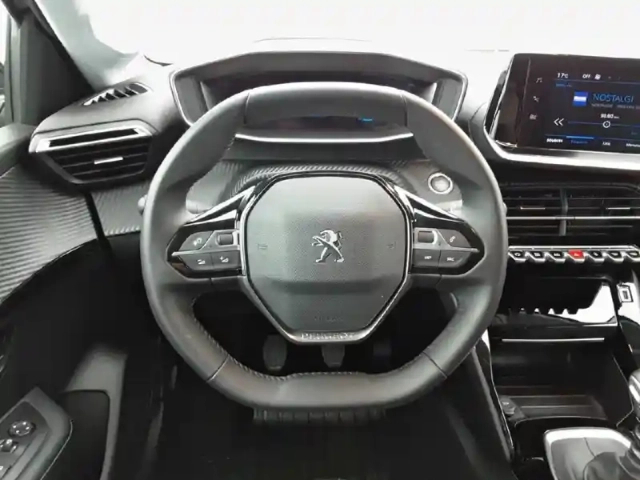 Peugeot 208 puretech 100 s&amp;s bvm6 — photo 29