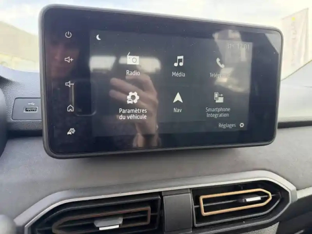 Dacia Jogger eco-g 100 7 places gsr2 — photo 16
