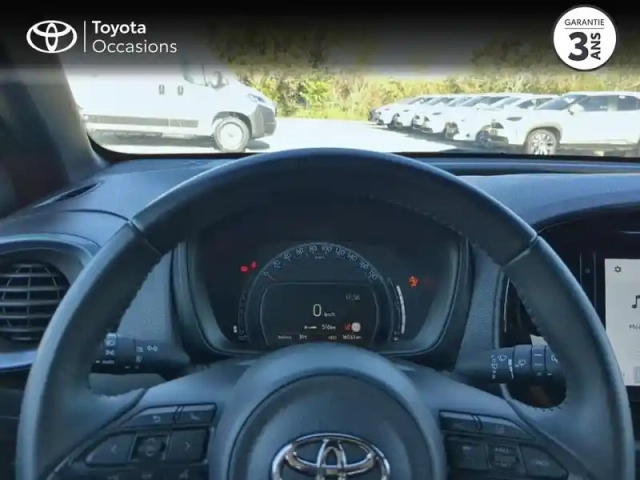 Toyota Aygo X 1.0 vvt-i 72ch design my24 — photo 13