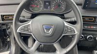 Dacia Sandero 1.0 TCe 90ch Stepway Confort CVT -22 — photo 12