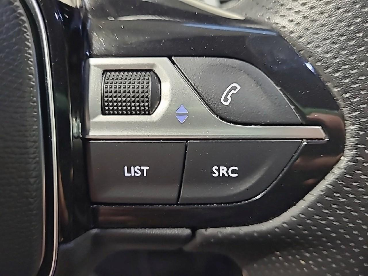 Peugeot 3008 puretech 130ch s&s eat8 gt — photo 20