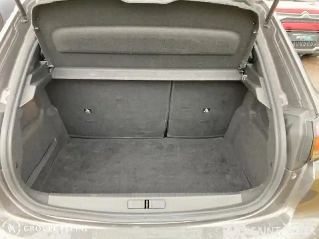Peugeot 208 1.2 puretech 100ch s&amp;s style — photo 6