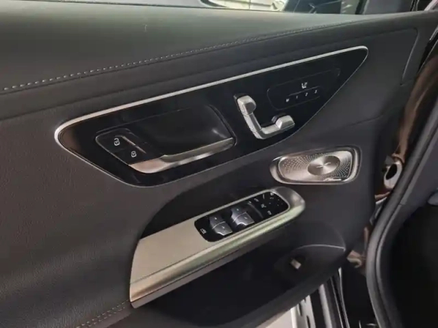 Mercedes Glc 300 d e hybrid eq 4matic c — photo 11
